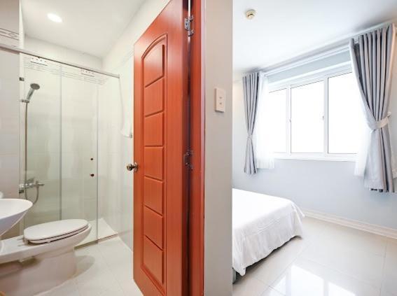 New Sunny1 Khách sạn 2*