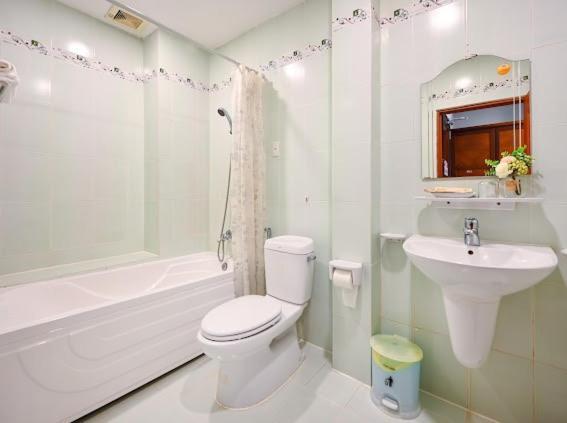 Khách sạn New Sunny1 2*